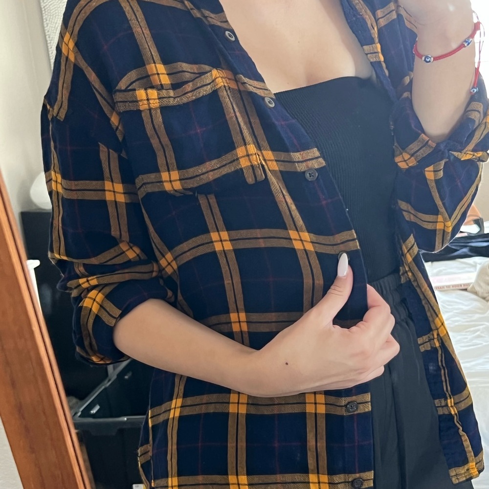 Flannel Shirt 💙💛